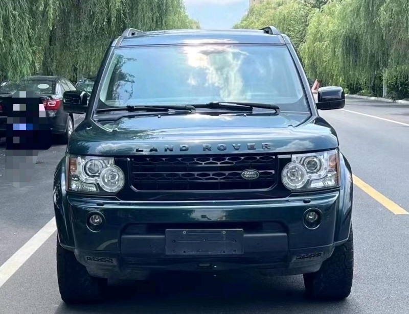 青岛14年路虎发现1