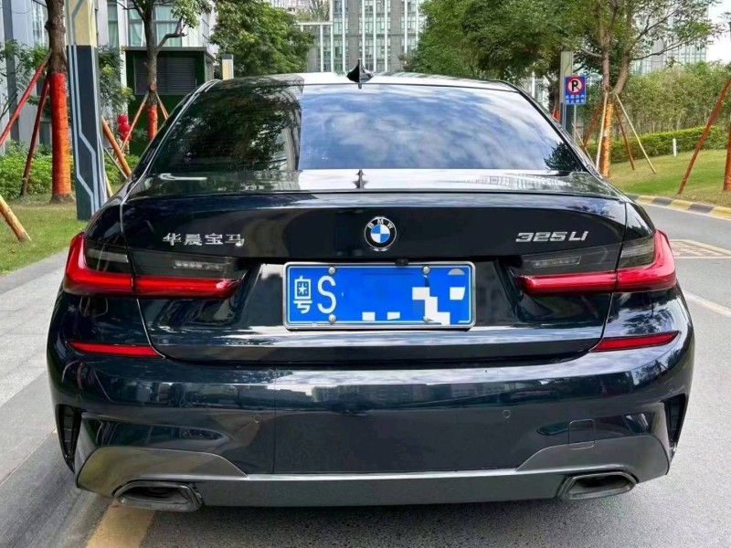 佛山21年宝马3系9