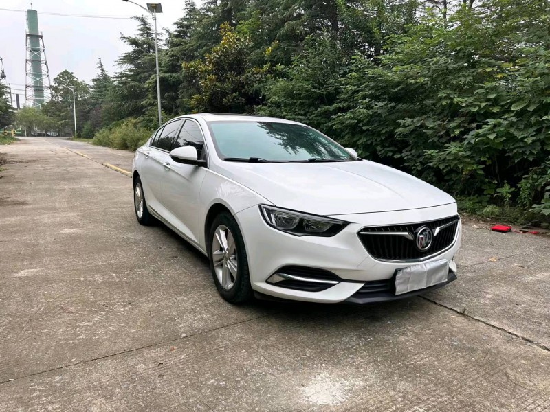 徐州18年别克君威3