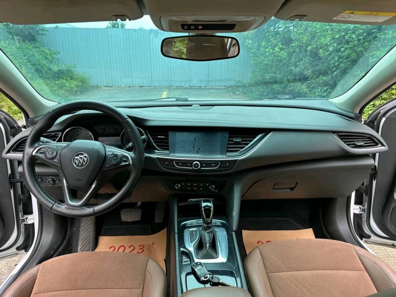 徐州18年别克君威7