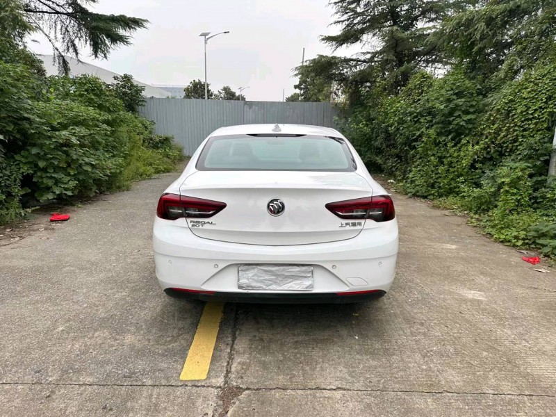 徐州18年别克君威9