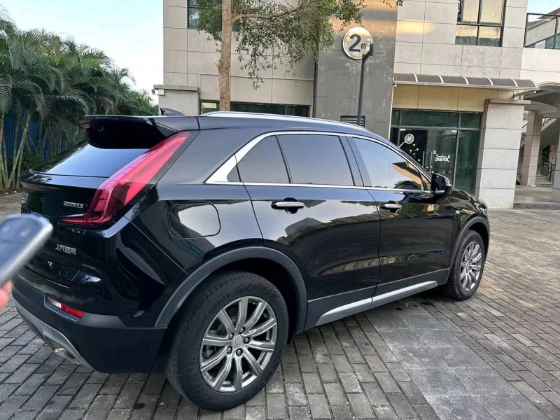 广州19年凯迪拉克XT44