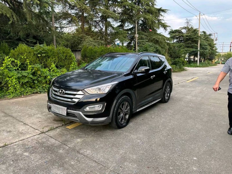 徐州13年现代新胜达2