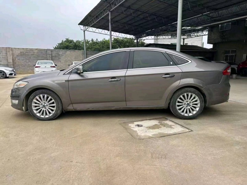 徐州11年福特蒙迪欧-致胜5