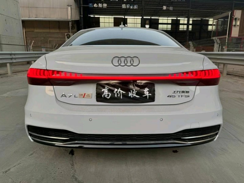 广州23年奥迪A7L9