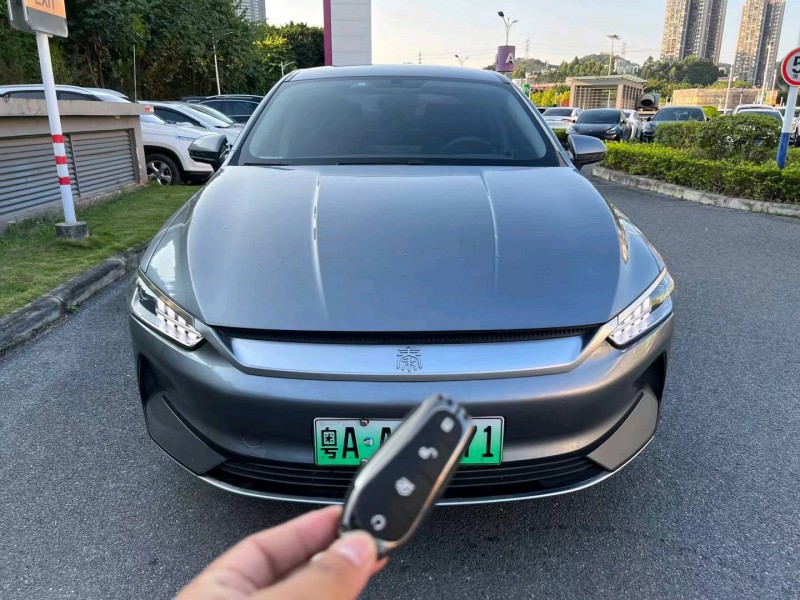 广州22年比亚迪秦1