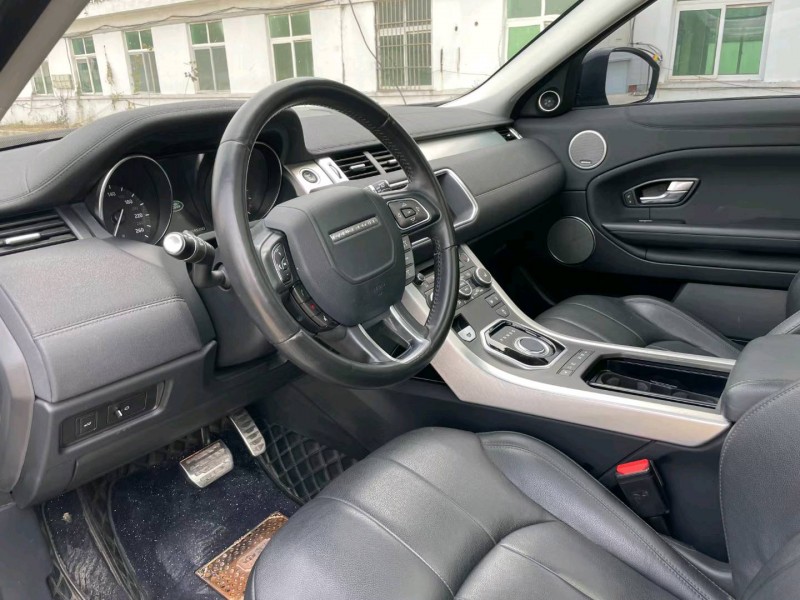 徐州18年路虎极光4