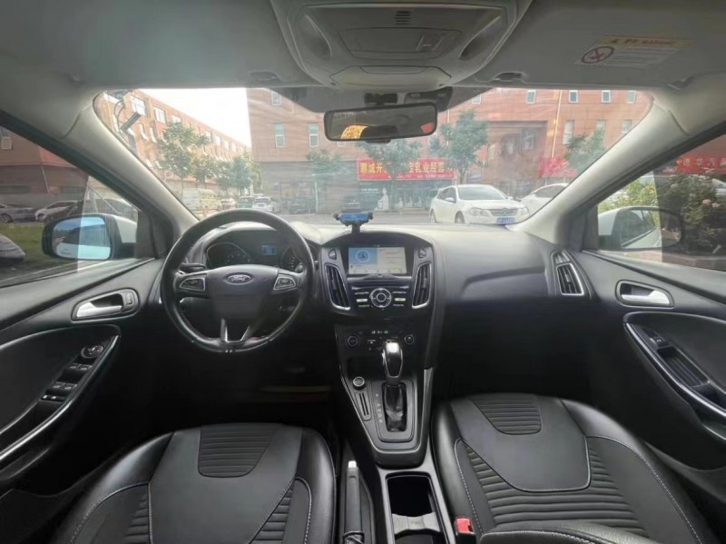 济南16年福特福克斯3