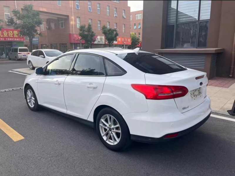 济南16年福特福克斯6