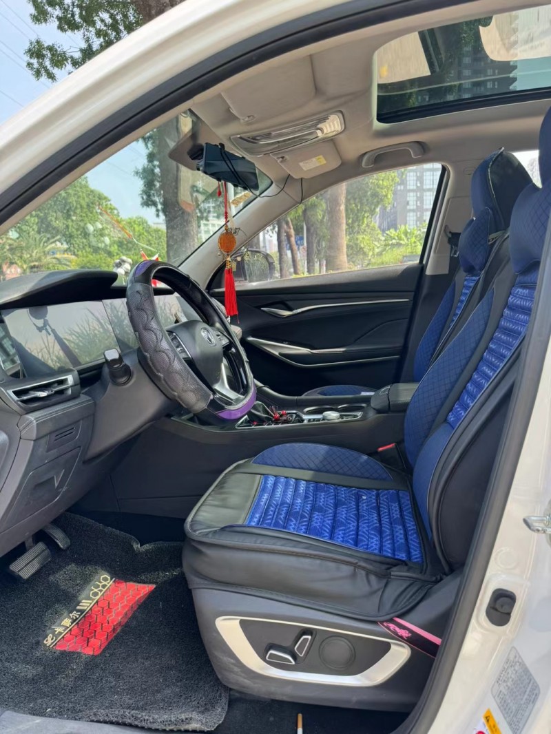 东莞21年长安汽车CS754