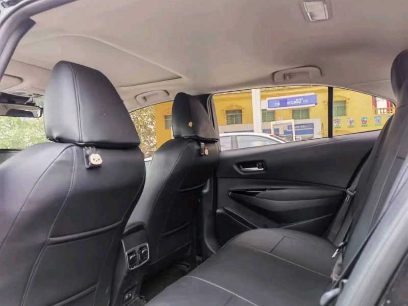 保定22年丰田亚洲狮8