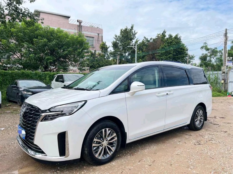 广州23年别克GL82