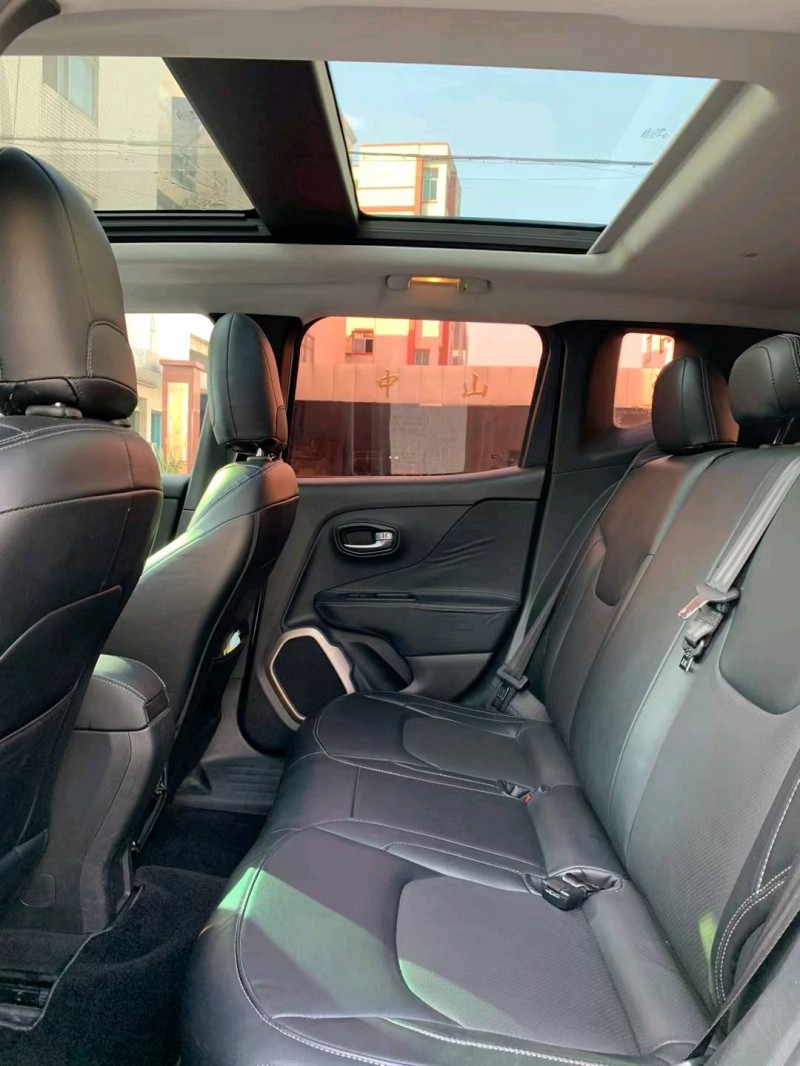 中山17年Jeep自由侠6