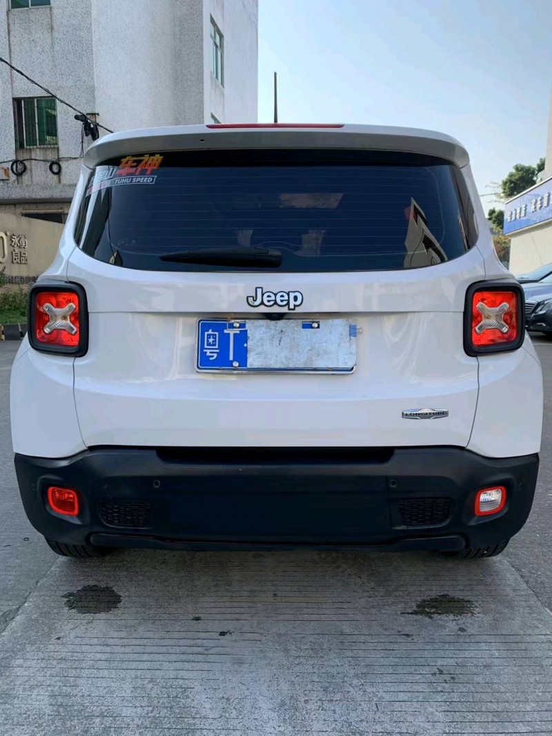 中山17年Jeep自由侠9