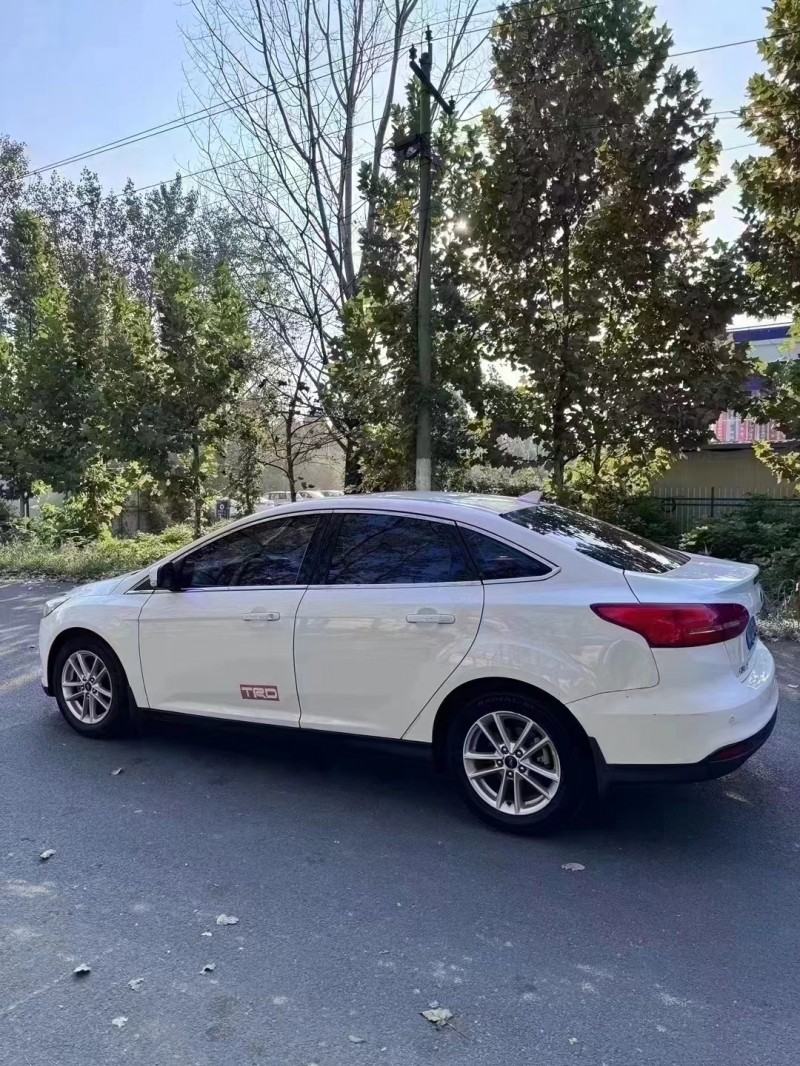 菏泽17年福特福克斯7