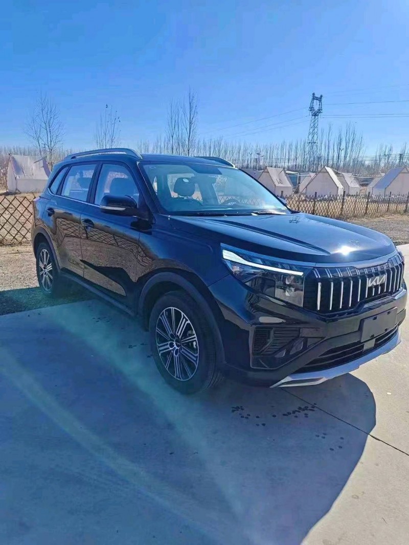 邯郸23年起亚智跑3