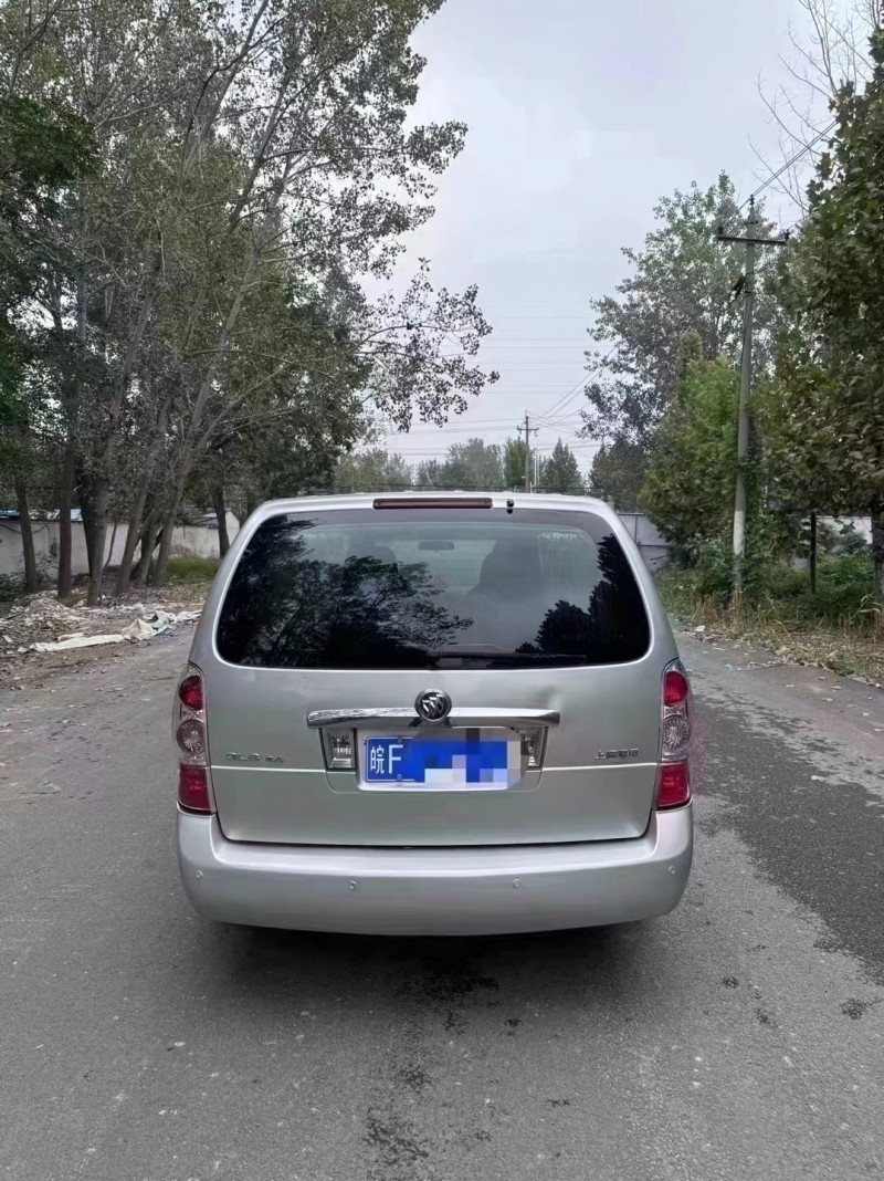 菏泽13年别克GL89