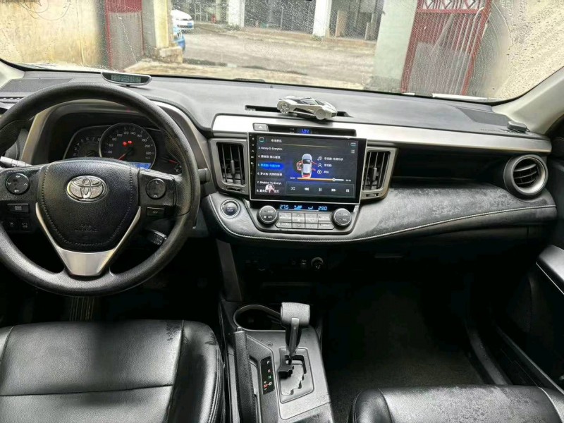 常州17年丰田RAV48