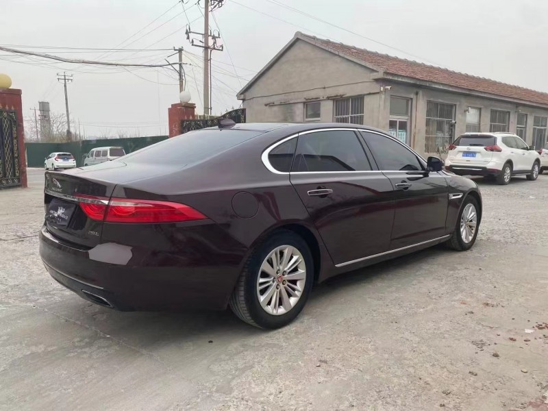 济宁17年捷豹XF3