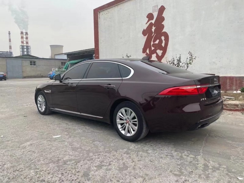 济宁17年捷豹XF8