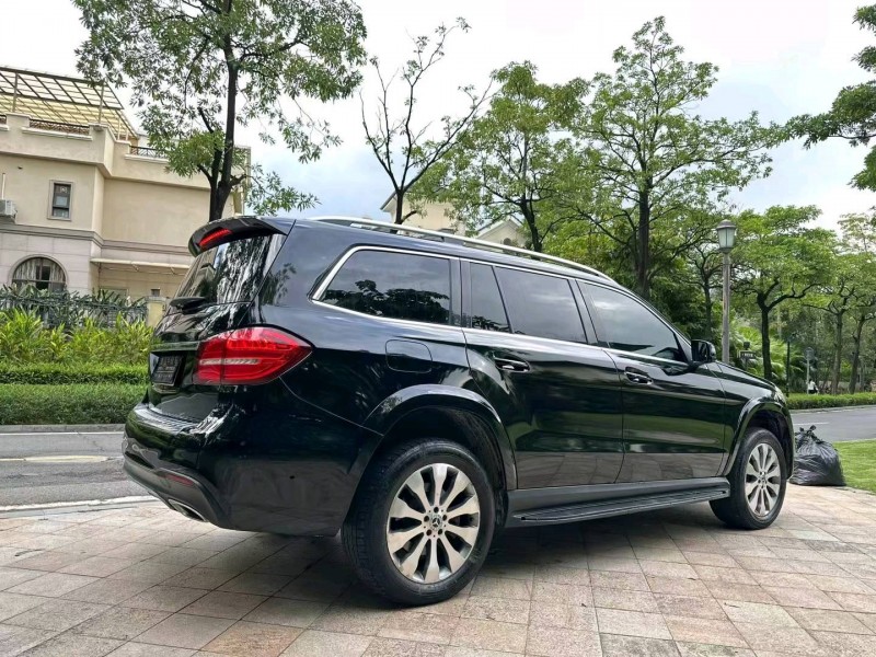 东莞17年奔驰GLS4