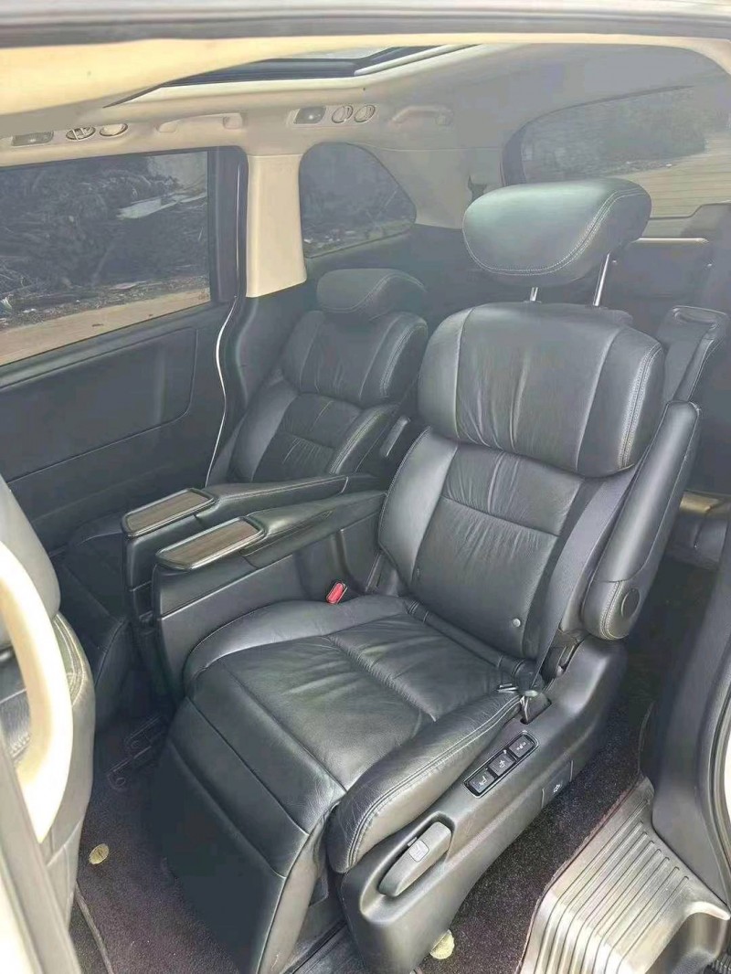 东营16年本田艾力绅5