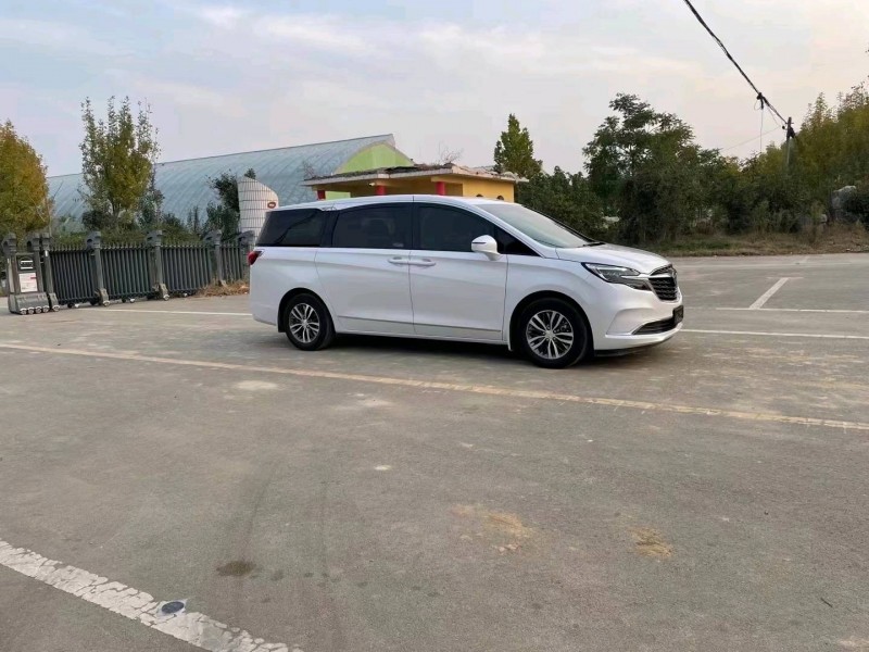 枣庄21年别克GL89