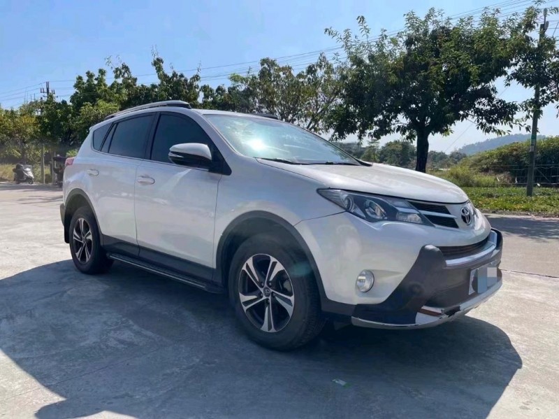 佛山16年丰田RAV4荣放2