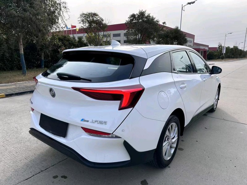 盐城23年别克微蓝7