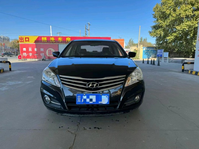 保定14年现代悦动1