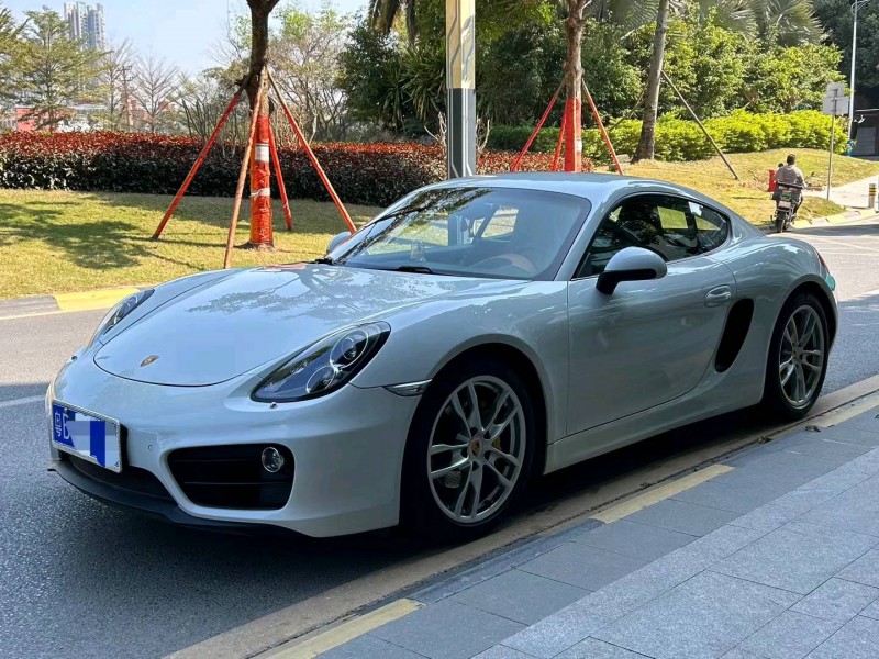 广州15年保时捷卡曼8