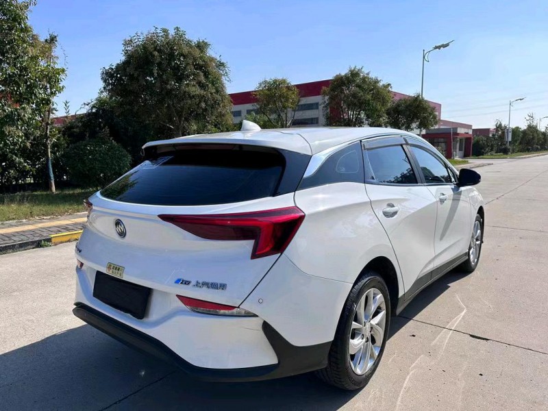 盐城22年别克微蓝8