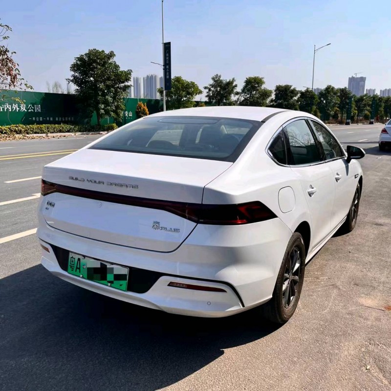 广州23年比亚迪秦4