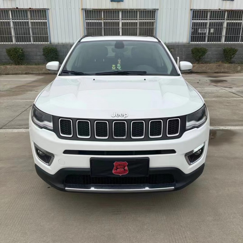 菏泽17年Jeep指南者1