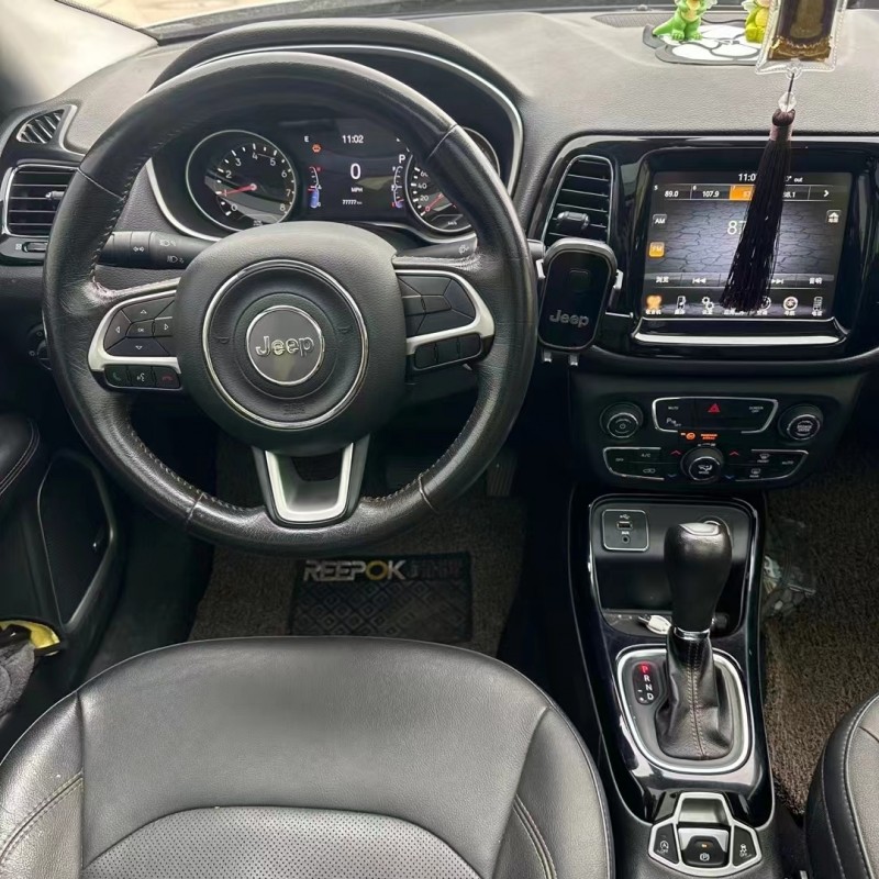 菏泽17年Jeep指南者8