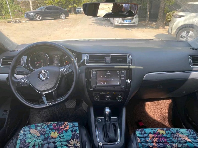 保定17年大众速腾6