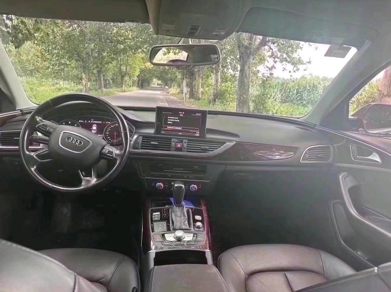 济南17年奥迪A6L3