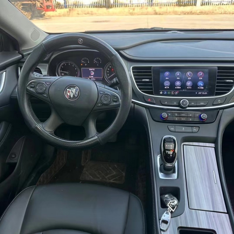 菏泽21年别克君越8