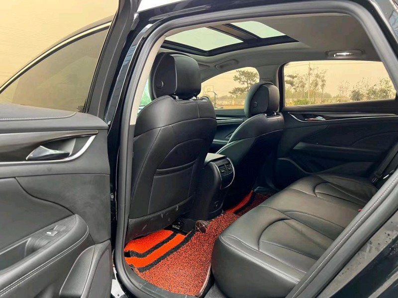 盐城20年别克君越4