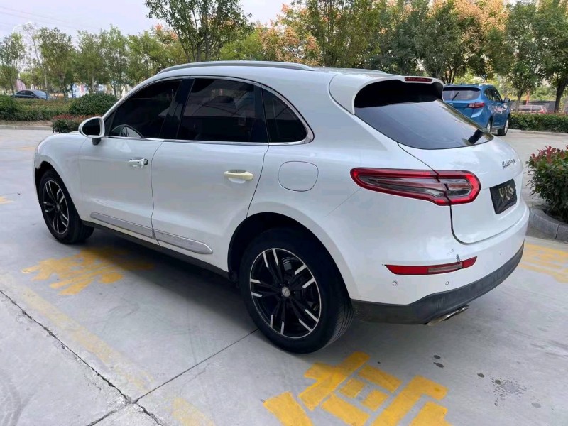 济宁19年众泰SR97