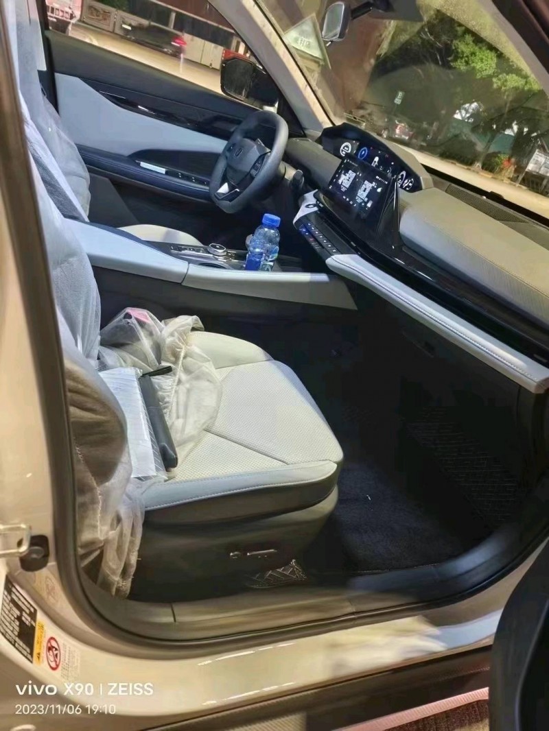 莆田23年長安汽車UNI-V7
