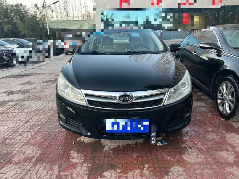 济宁13年比亚迪速锐1