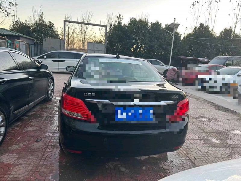 济宁13年比亚迪速锐8