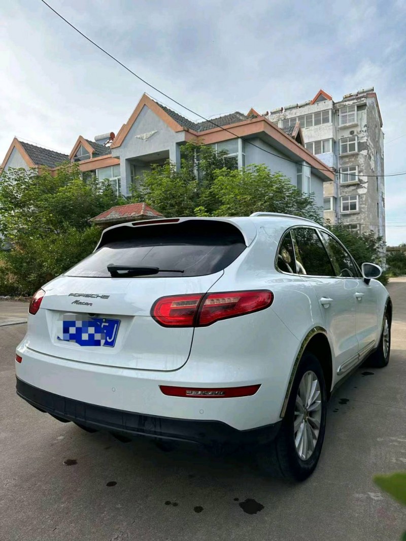 东营18年众泰SR96