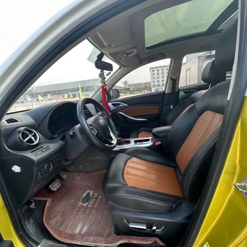 菏泽16年比亚迪宋3