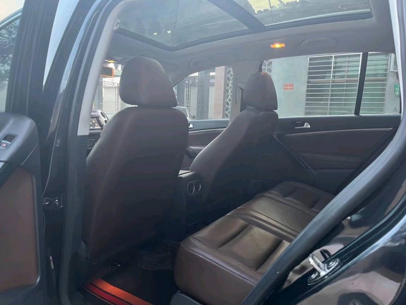 保定16年大众途观8