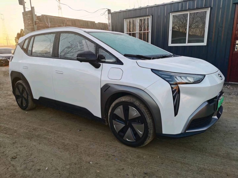 保定22年传祺埃安Y3