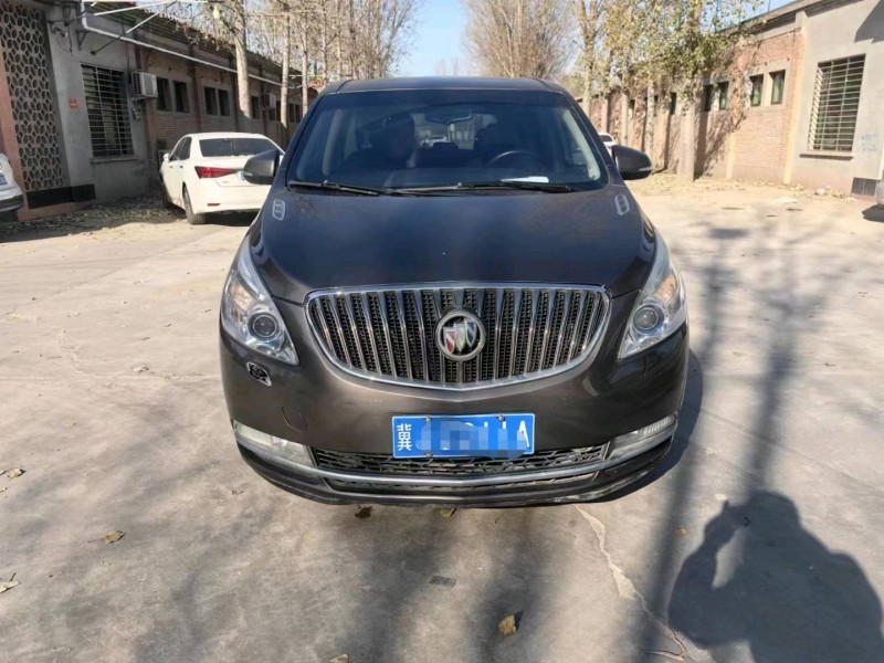 保定14年别克GL81