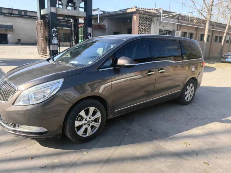 保定14年别克GL83