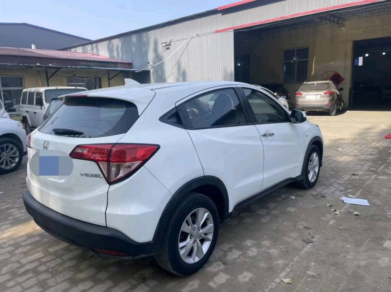 保定16年本田缤智2